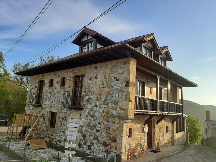 Posada El Hidalgo Valdecilla Exterior foto